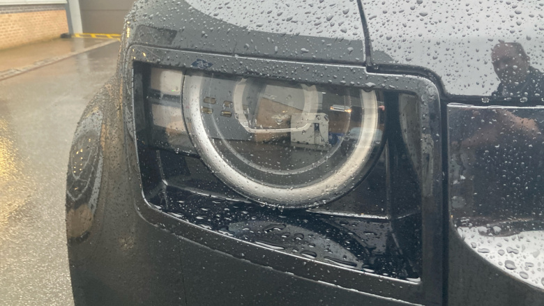 Land Rover Defender 3.0 D250 X-Dynamic HSE 110 5dr Auto Diesel Estate